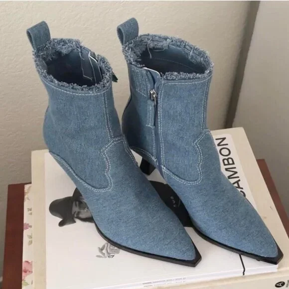 Dolce Vita Austin Boots - Picture 4 of 10